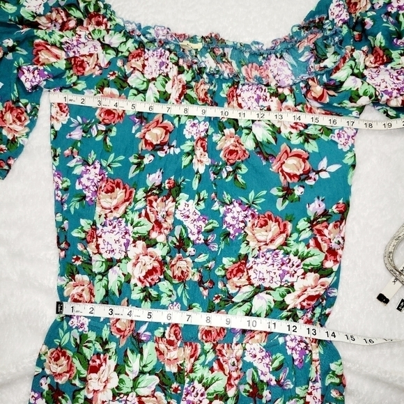 Kori Romper Floral Off The Shoulder - Picture 6 of 7